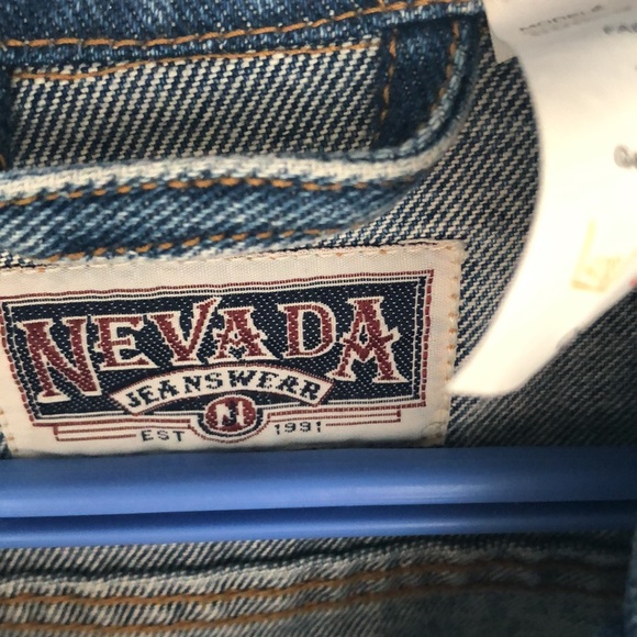 90s Nevada Jean Jacket - Picture 2 of 3
